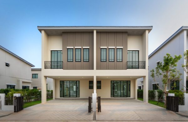 ตัวอย่าภาพบริการ Retouch เพื่อลบสายไฟ เสาไฟ