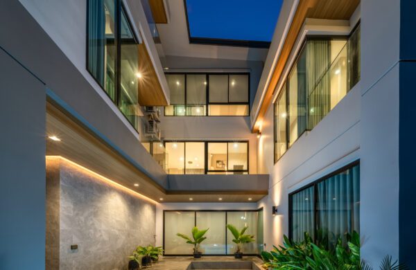 06 Pool nightscene 1 ถ่าย VR Virtual tour 360 ถ่าย