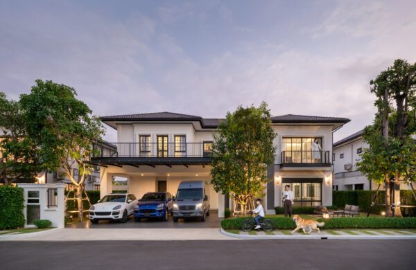 AI Lifestyle & Packshot 2 ถ่าย VR Virtual tour 360 After ai lifestyle retouch