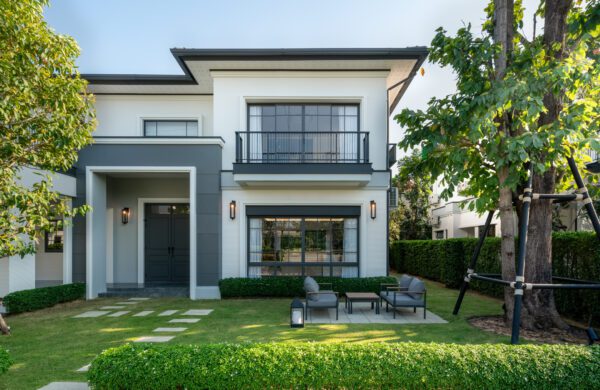 AI Lifestyle & Packshot 3 ถ่าย VR Virtual tour 360 Before