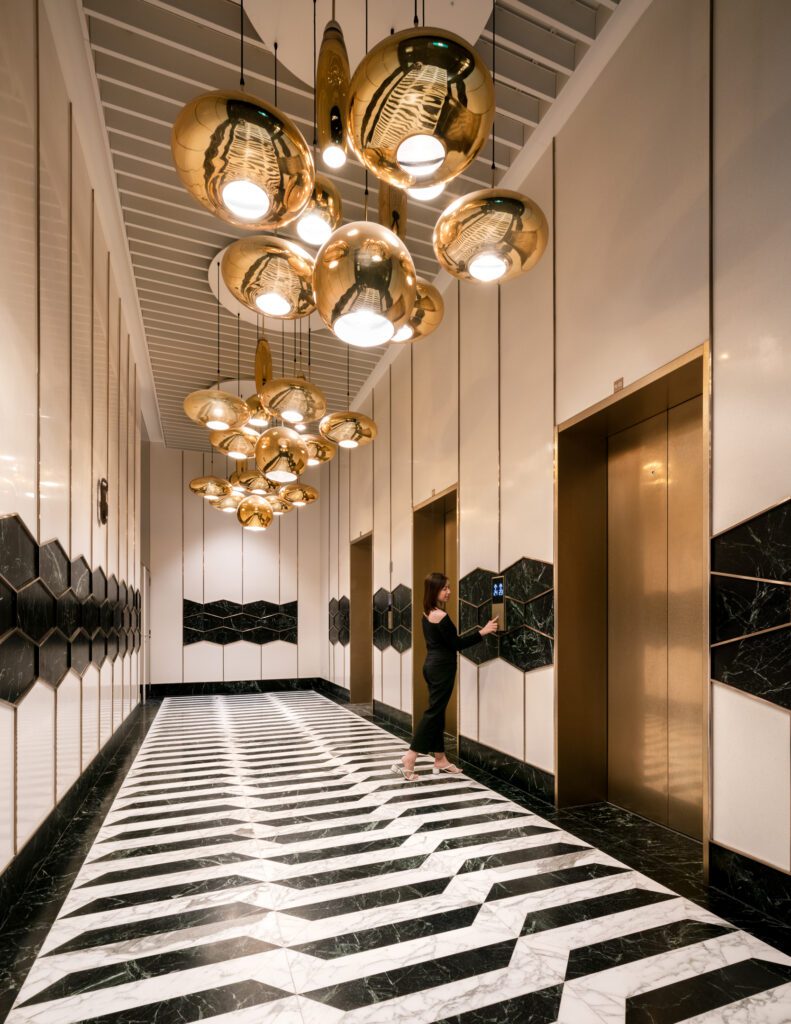 Noble Form Thonglor | for Hitachi Elevator 16 ถ่าย VR Virtual tour 360 Noble Form Lift Hall