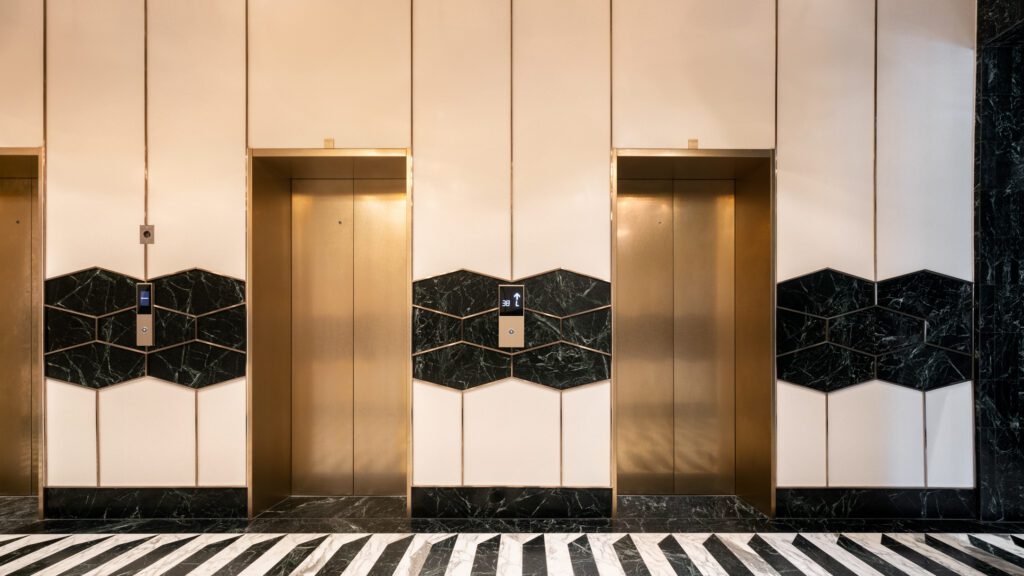 Noble Form Thonglor | for Hitachi Elevator 17 ถ่าย VR Virtual tour 360 Noble Form lift hall