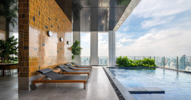 Noble Form Thonglor | for Hitachi Elevator